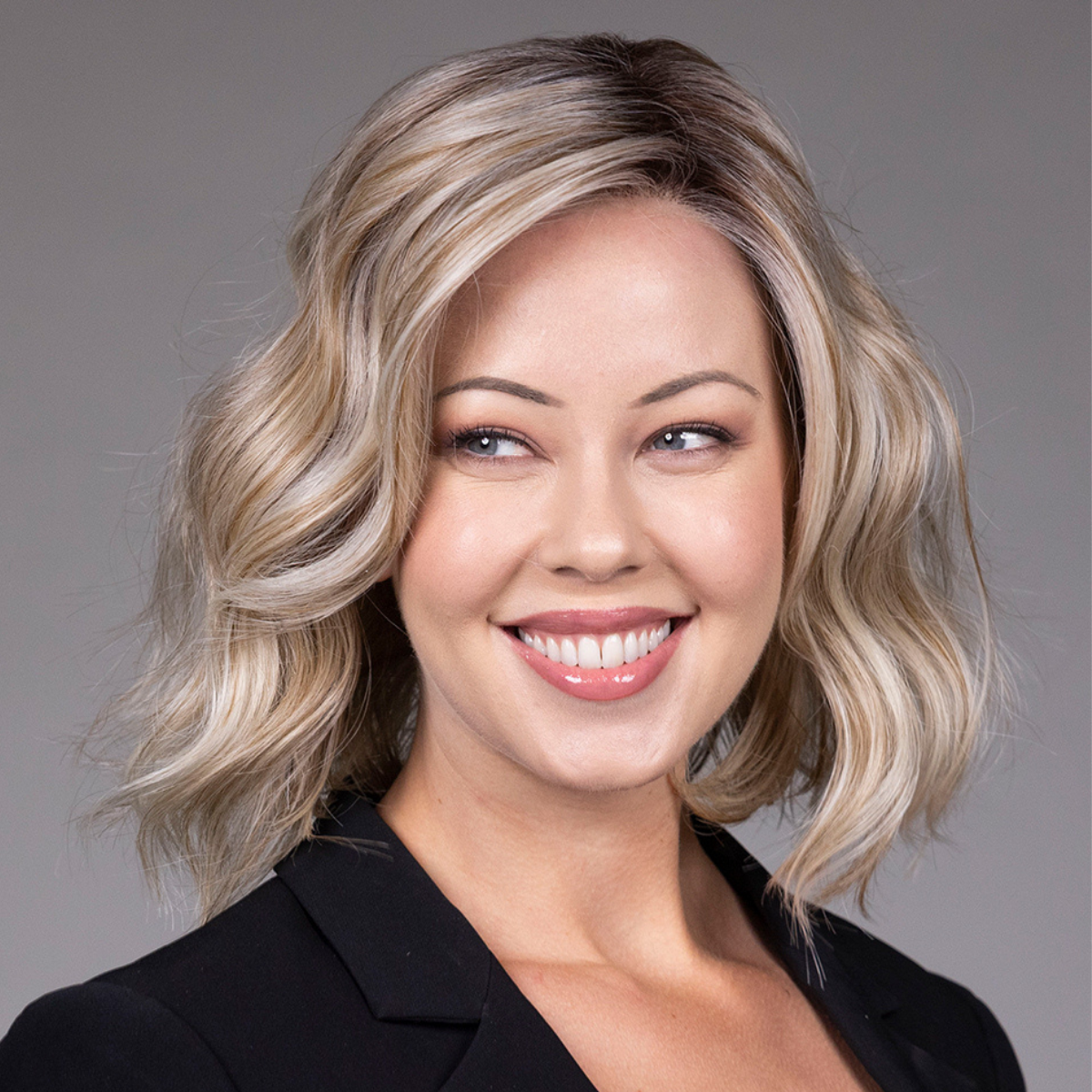 Veronica • Lux SE Collection by BelleTress