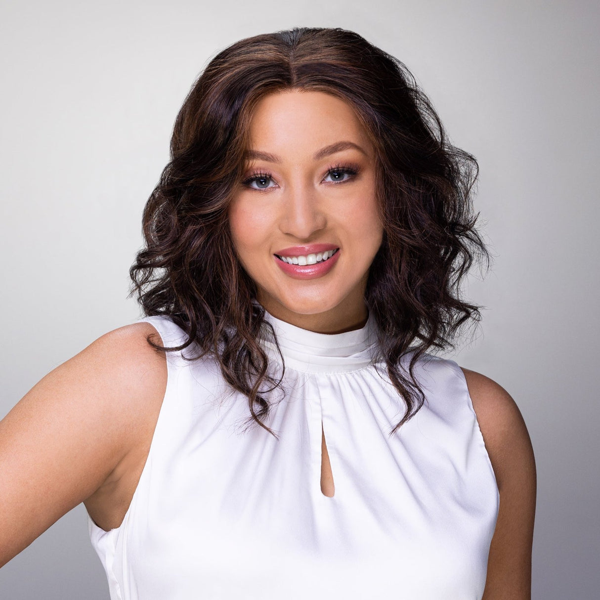 Julianne Lite Petite - SmartLace Lite Collection by Jon Renau