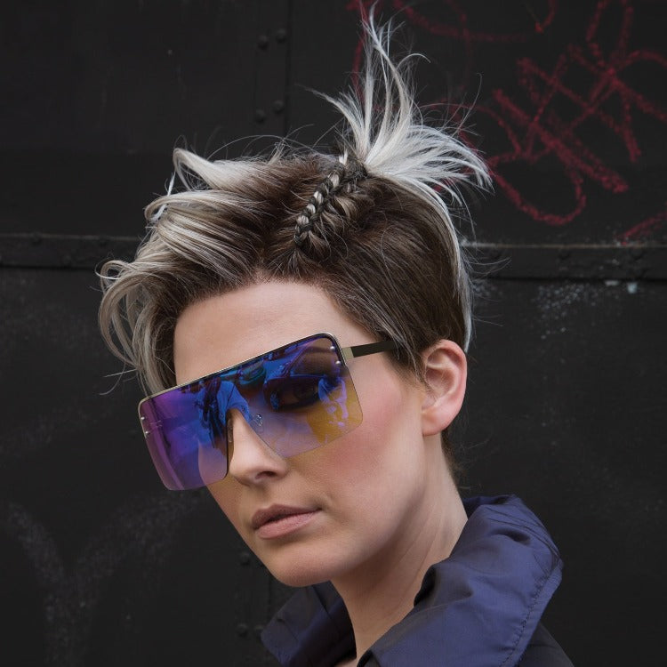 Perry in SilverSunRT8