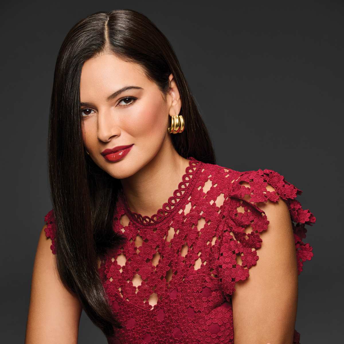 Unmatched 18" - Transformations Top Pieces Collection by Raquel Welch